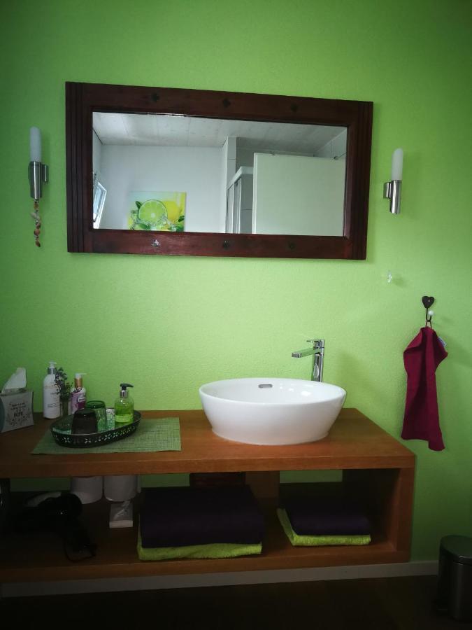 B&B Whitianga Vinelz エクステリア 写真